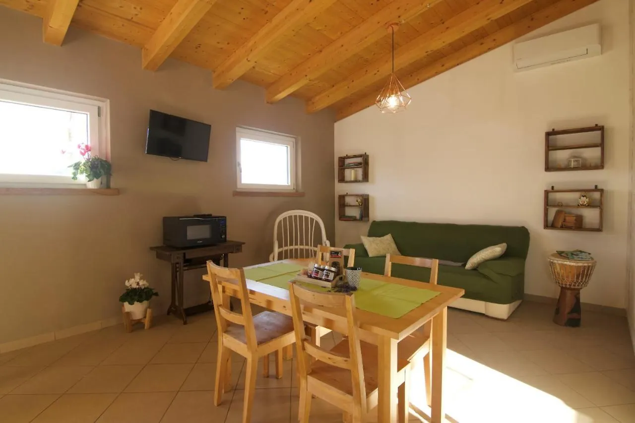 Chalet Fior Di Ciliegio Mountain Lake Iseo Hospitality Sovere Italien
