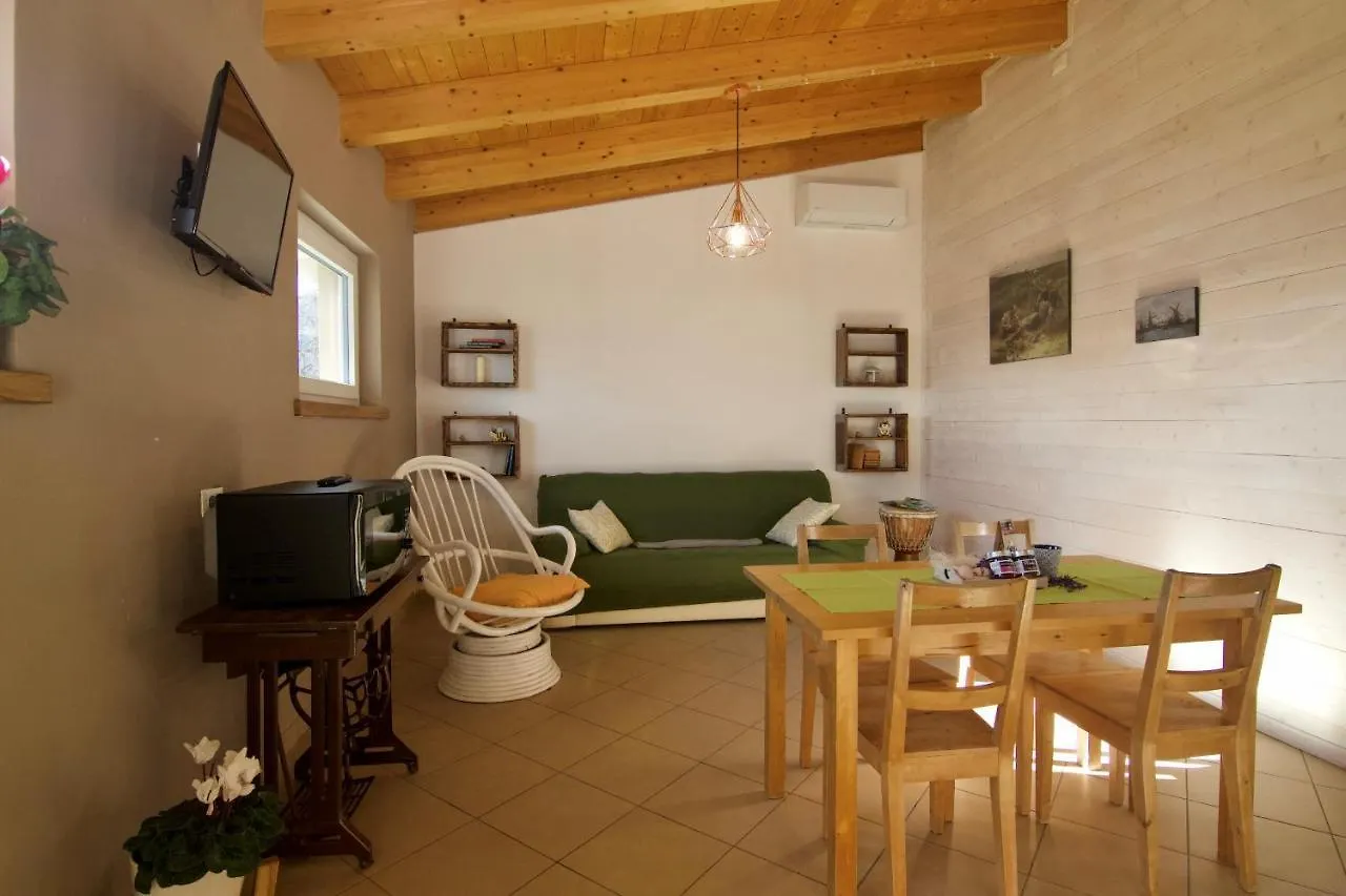Chalet Fior Di Ciliegio Mountain Lake Iseo Hospitality Sovere 0*,