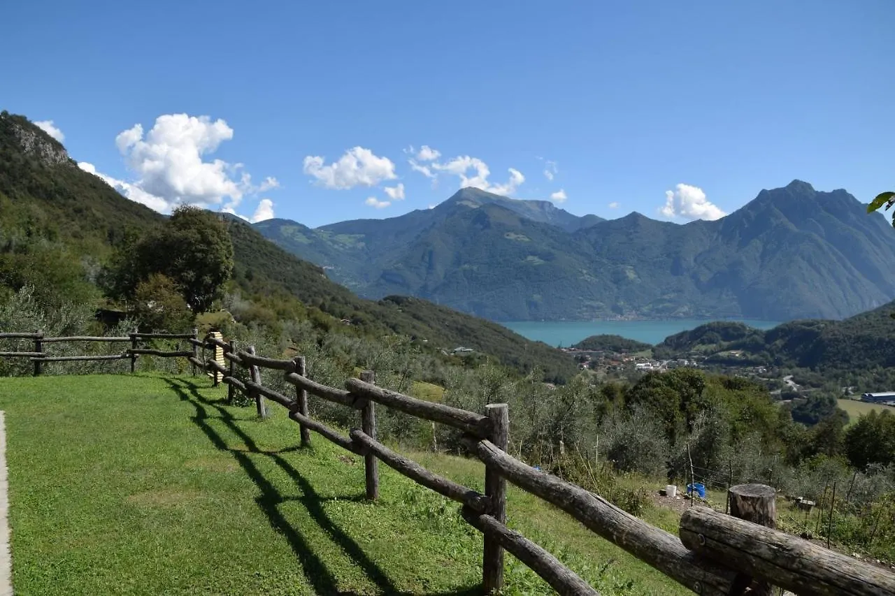 Country house Chalet Fior Di Ciliegio Mountain Lake Iseo Hospitality Sovere